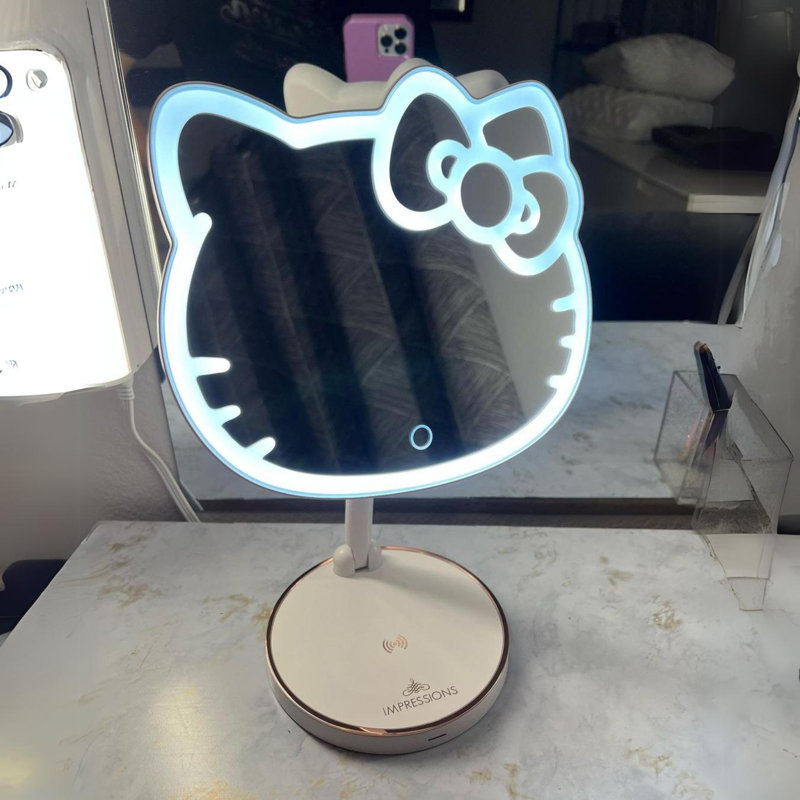 Hello high quality Kitty LED Rechargeable Makeup Mirror